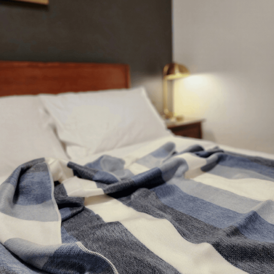 Ambato - Queen Size - Alpaca Wool Throw Blanket